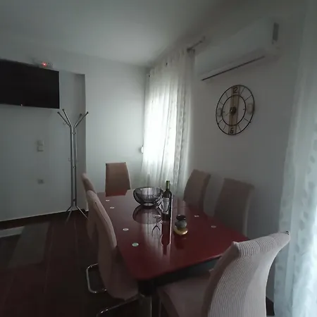 Rivet's House *