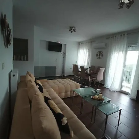 Rivet's House 펜션 자고라