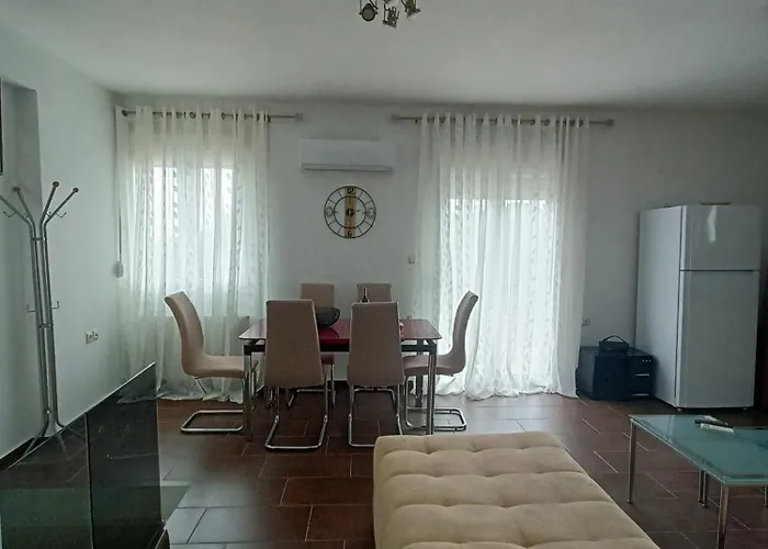 Rivet's House 펜션 *