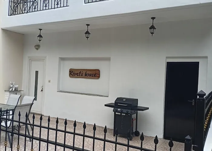 Rivet's House * 자고라