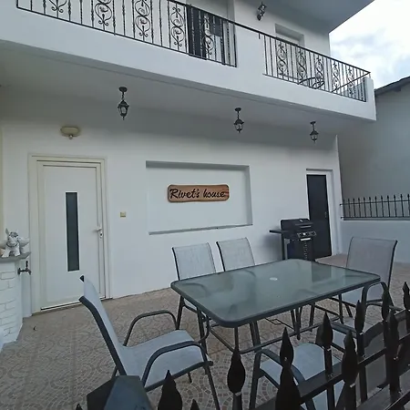 Rivet's House Ferienhaus *